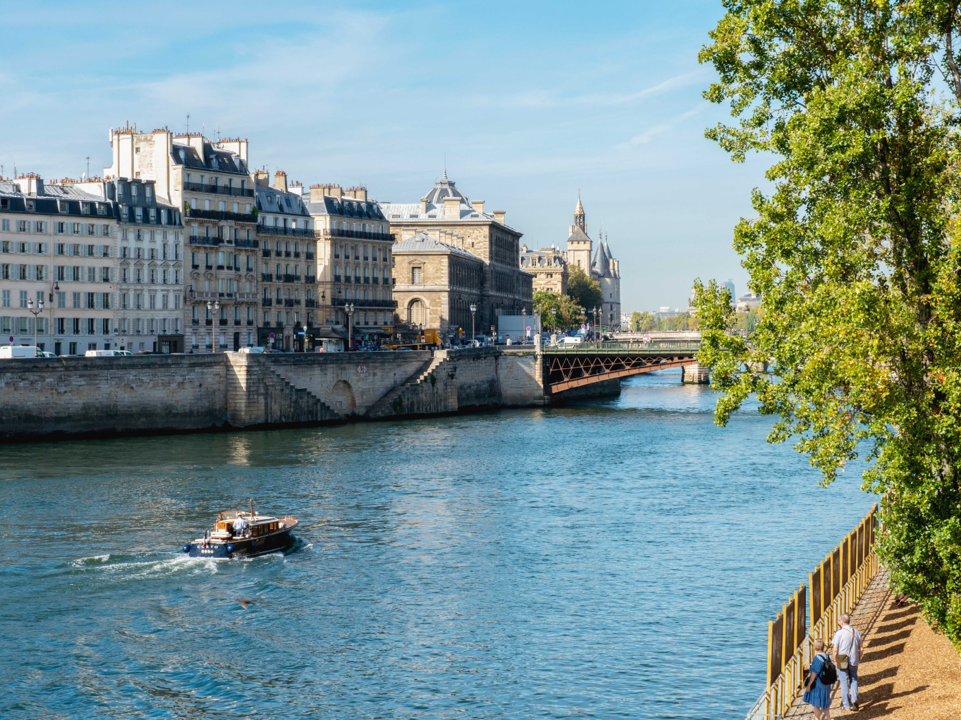 La Senna vista dal Pont Louis-Philippe, che collega l’Île Saint-Louis al Marais.