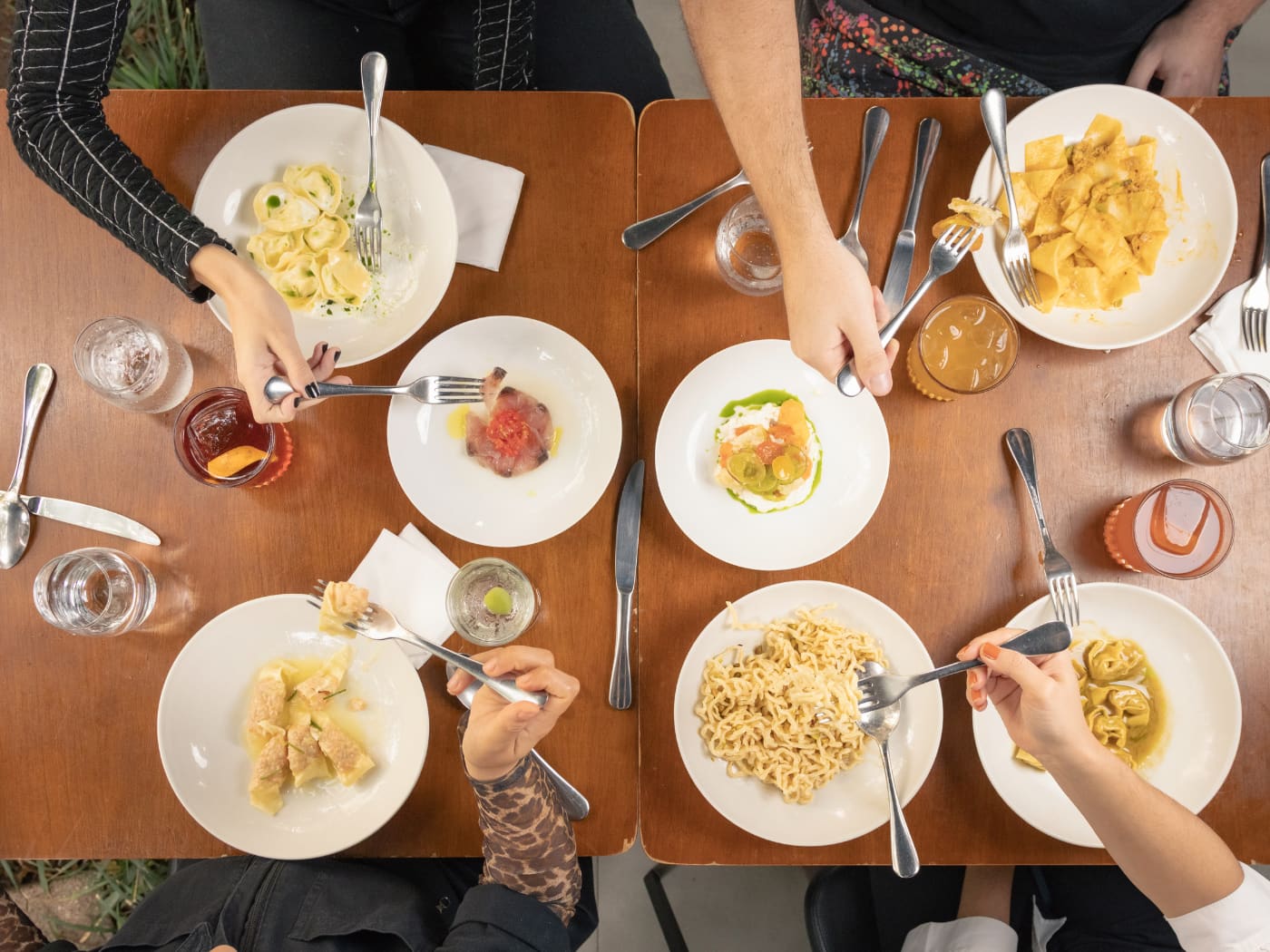 Tavola imbandita di Pasta Shihoma, San Paolo