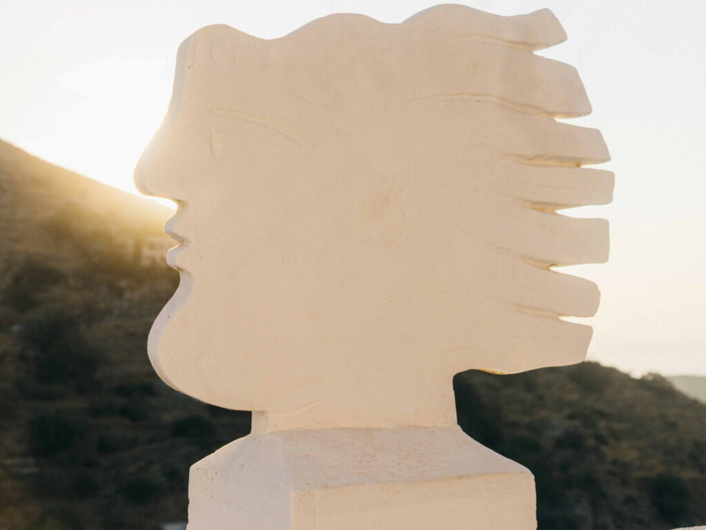 Una scultura di Ermes all’Alekos Fassianos Atelier