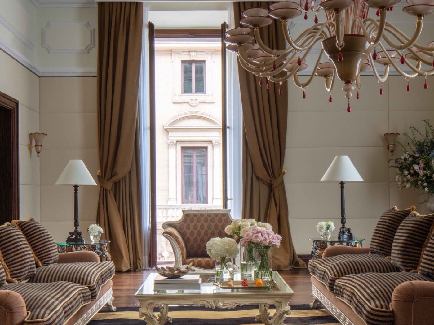 Anantara Palazzo Naiadi — Hanami romano