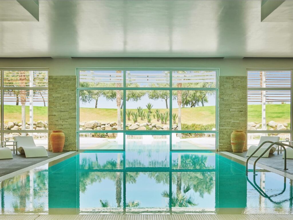 L'area piscine interna alla spa
