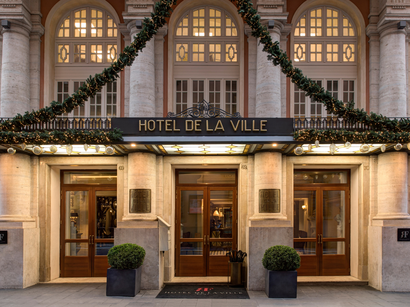 Hotel de la Ville