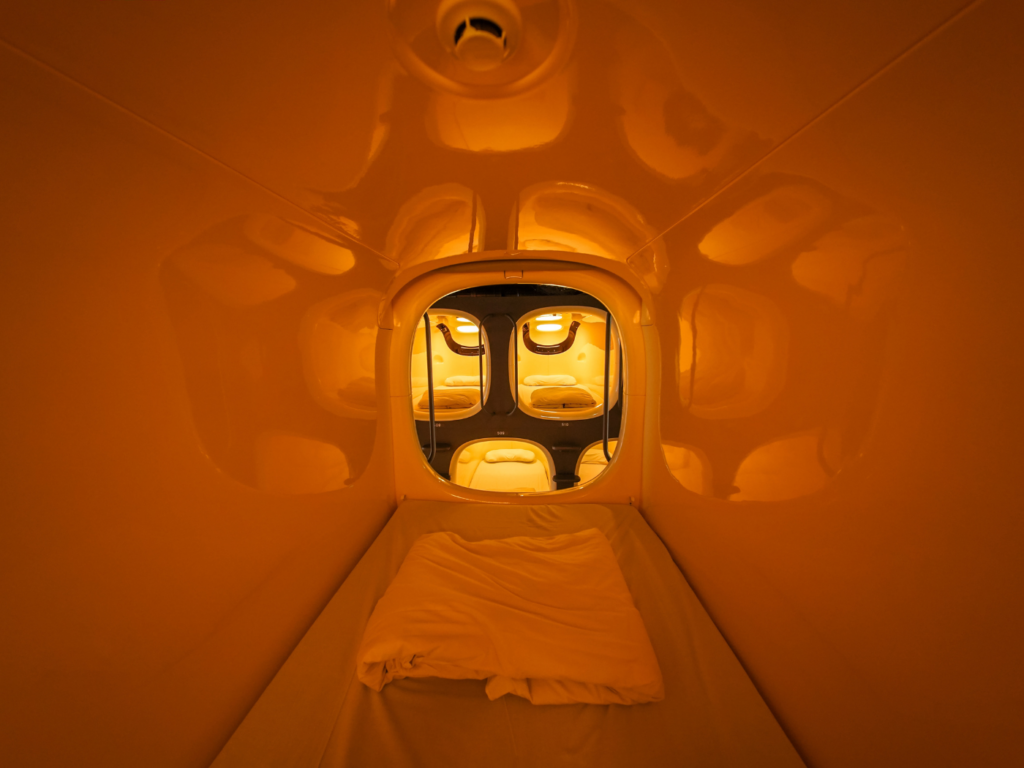 capsule-hotel-modello-giappone