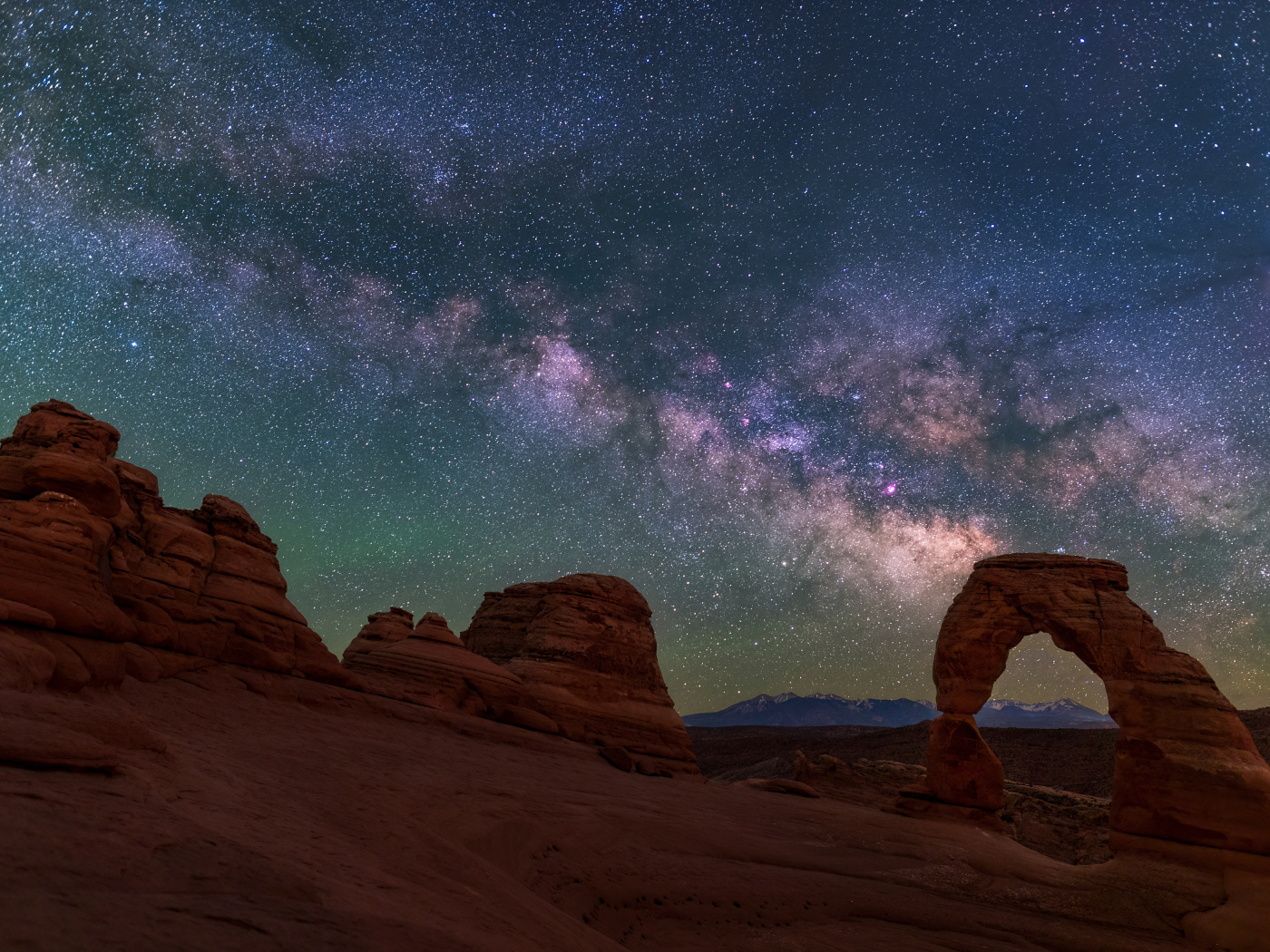 Il Parco Nazionale Arches di notte.