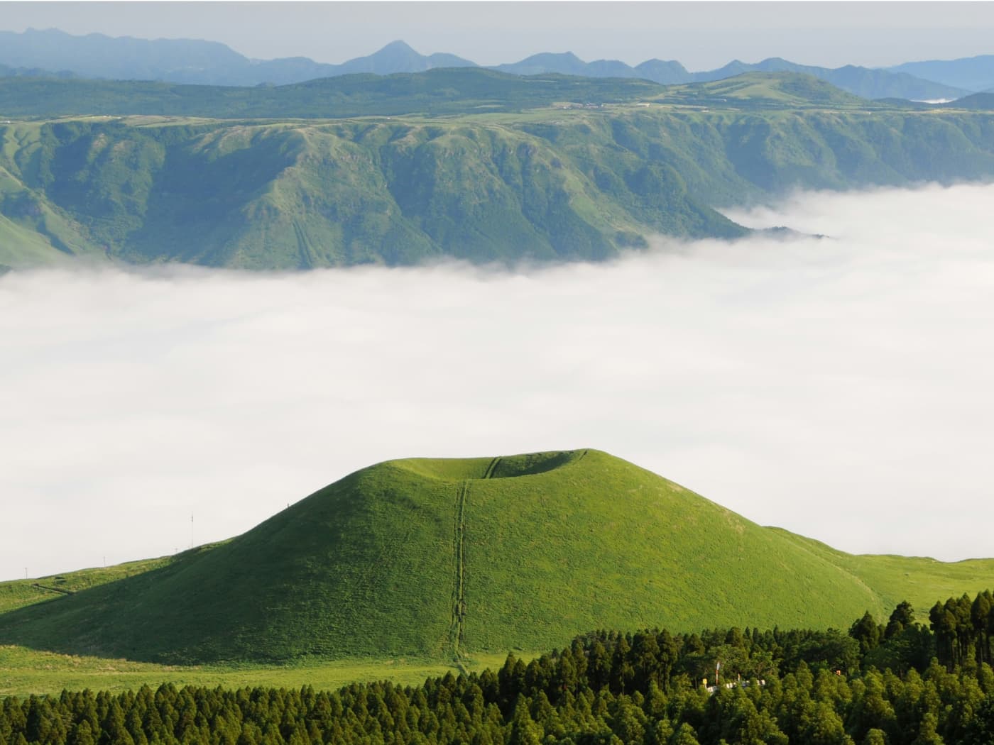 Monte Aso, il vulcano che ha modellato il Kyushu