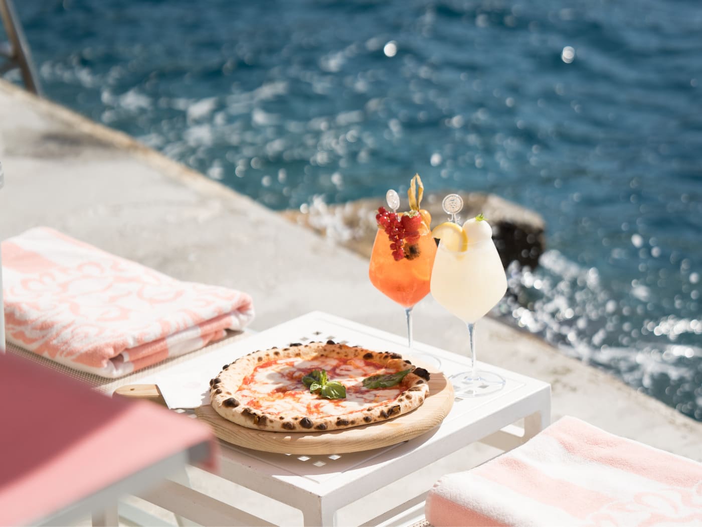 Pizza "sull'acqua" - Palazzo Avino, Campania