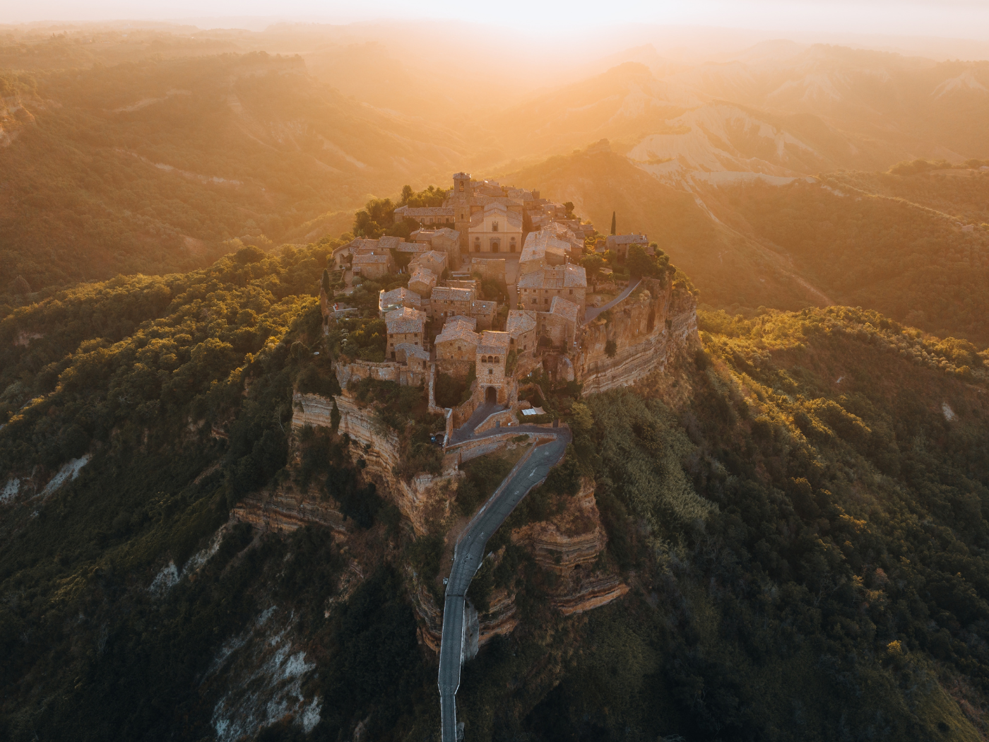 Civita di Bagnoregio al tramonto