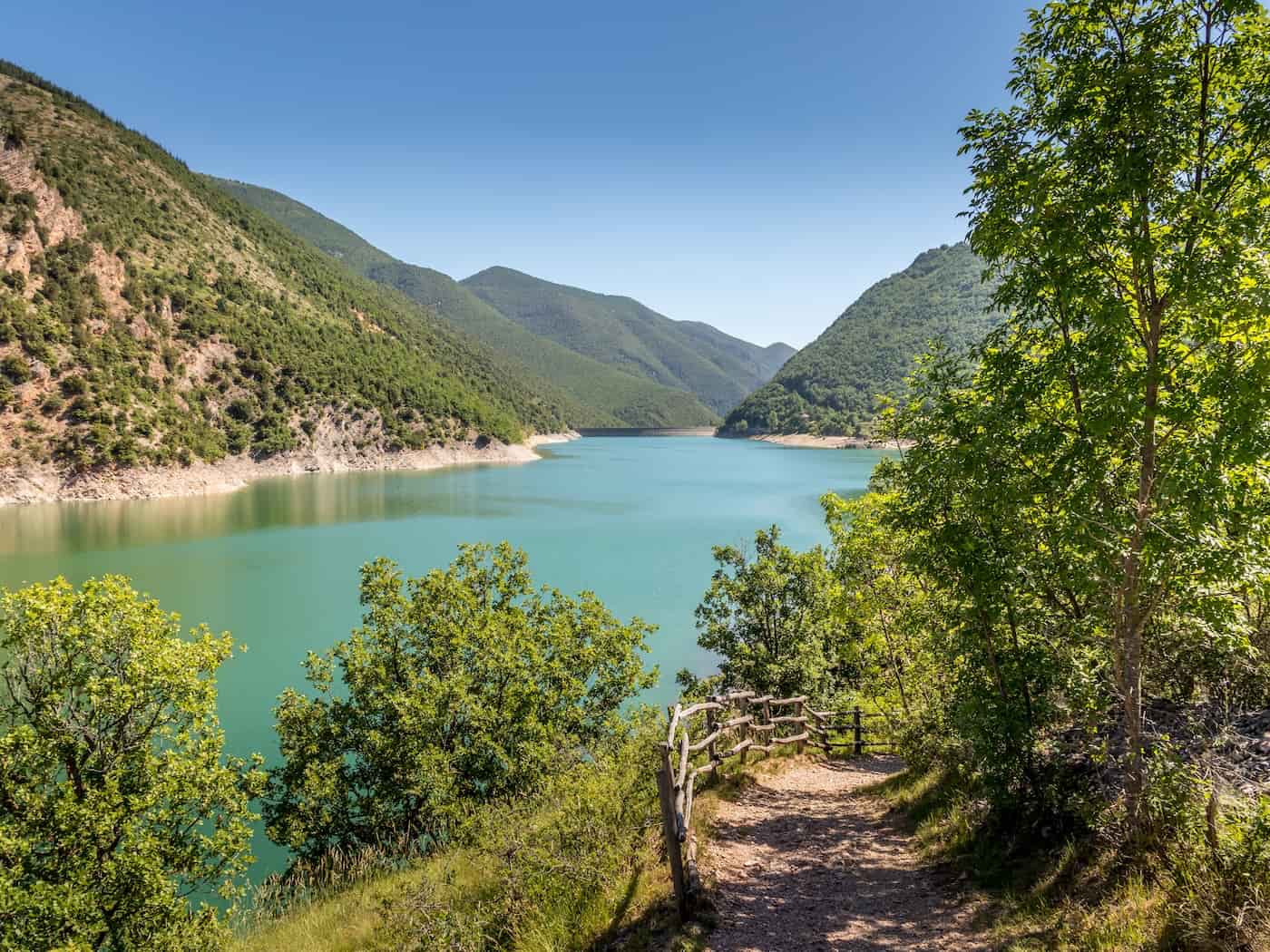 Lago di Fiastra (Marche)