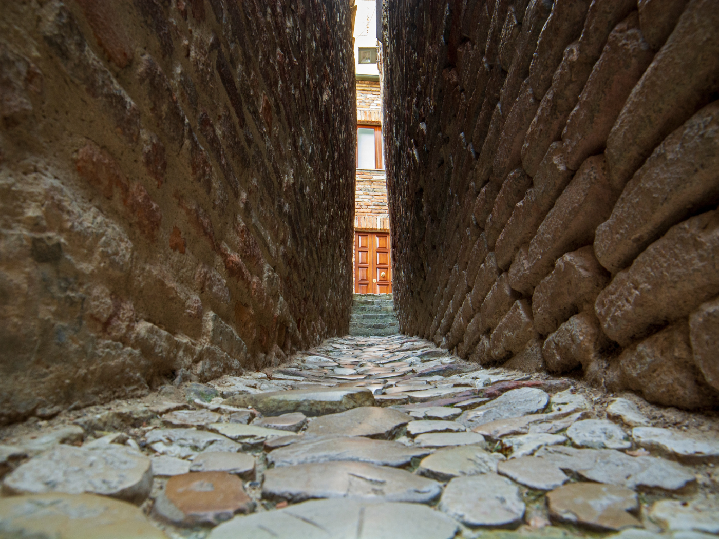 vicolo-piu-stretto-italia-ripatransone-marche
