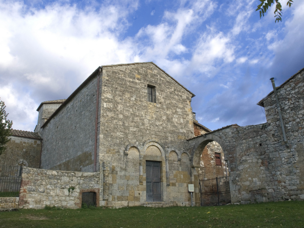 abbazie-via-francigena-monasteri-cistercensi-santa-maria-assunta