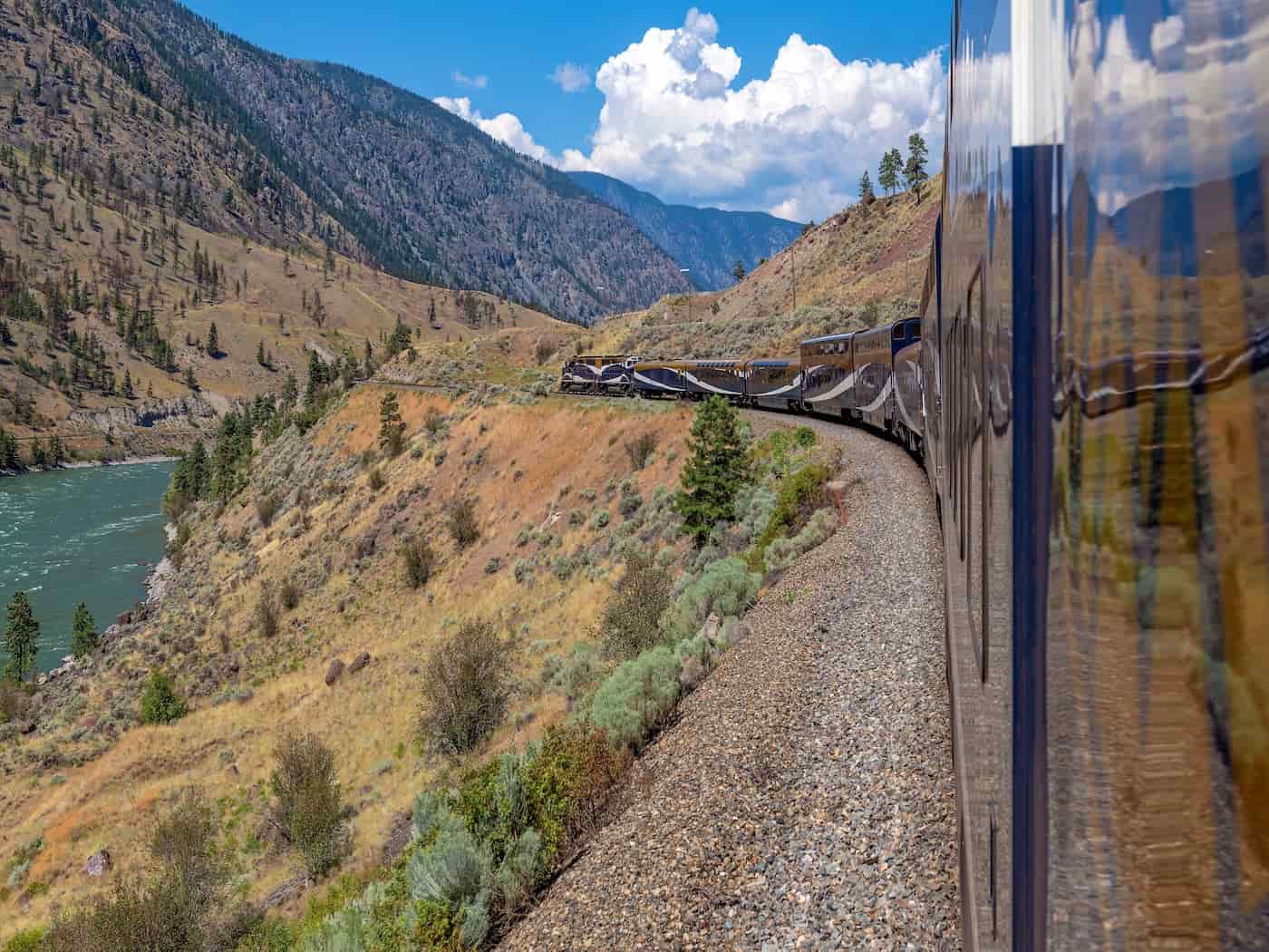 Rocky Mountaineer, Canada
