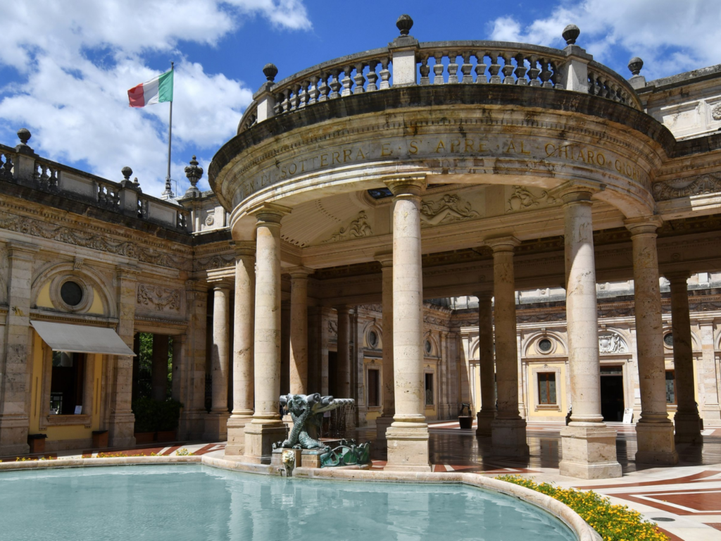 antiche-terme-italiane-benessere-lusso-tettuccio