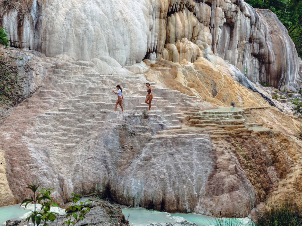 fenomeni-naturali-italia-da-vedere-bagni-san-filippo