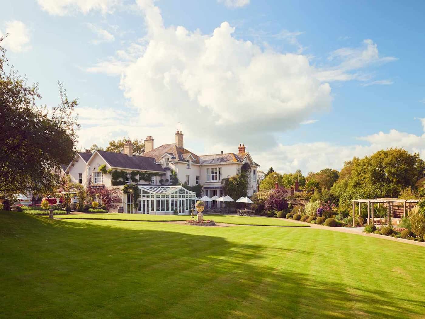 Summer Lodge