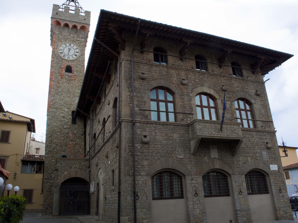 torri-pendenti-italia-oltre-pisa-figline