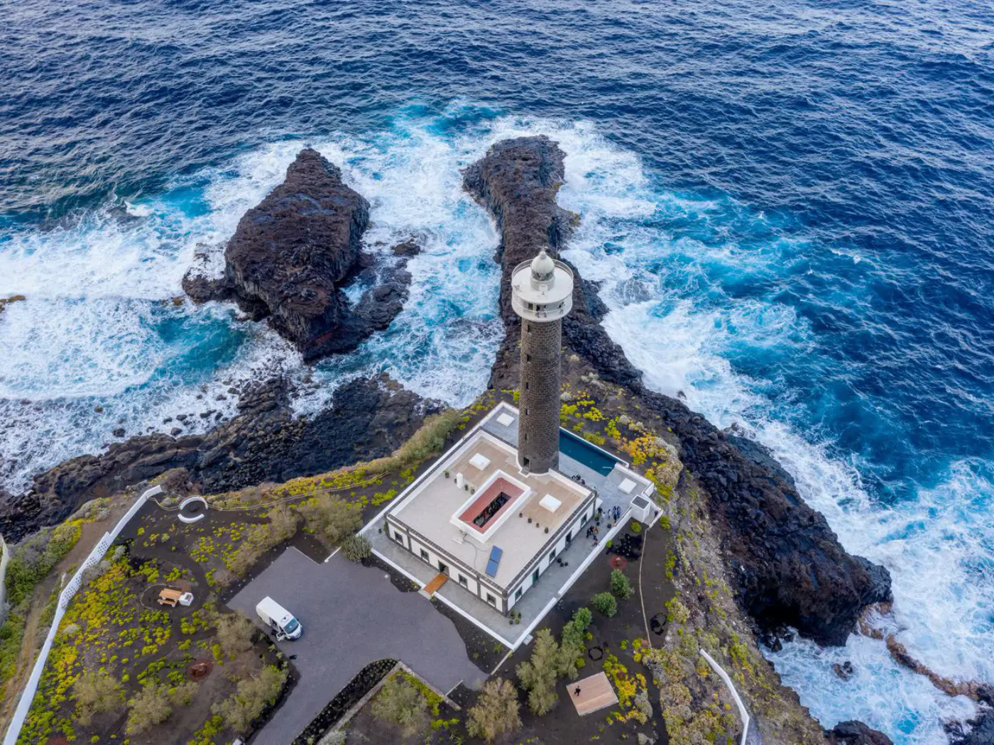 faro-punta-cumplida-hotel-lusso-la-palma-canarie