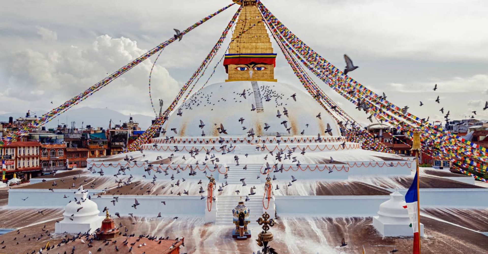 Il Bauddhanath Stupa, il più grande monumento buddista in Nepal.
