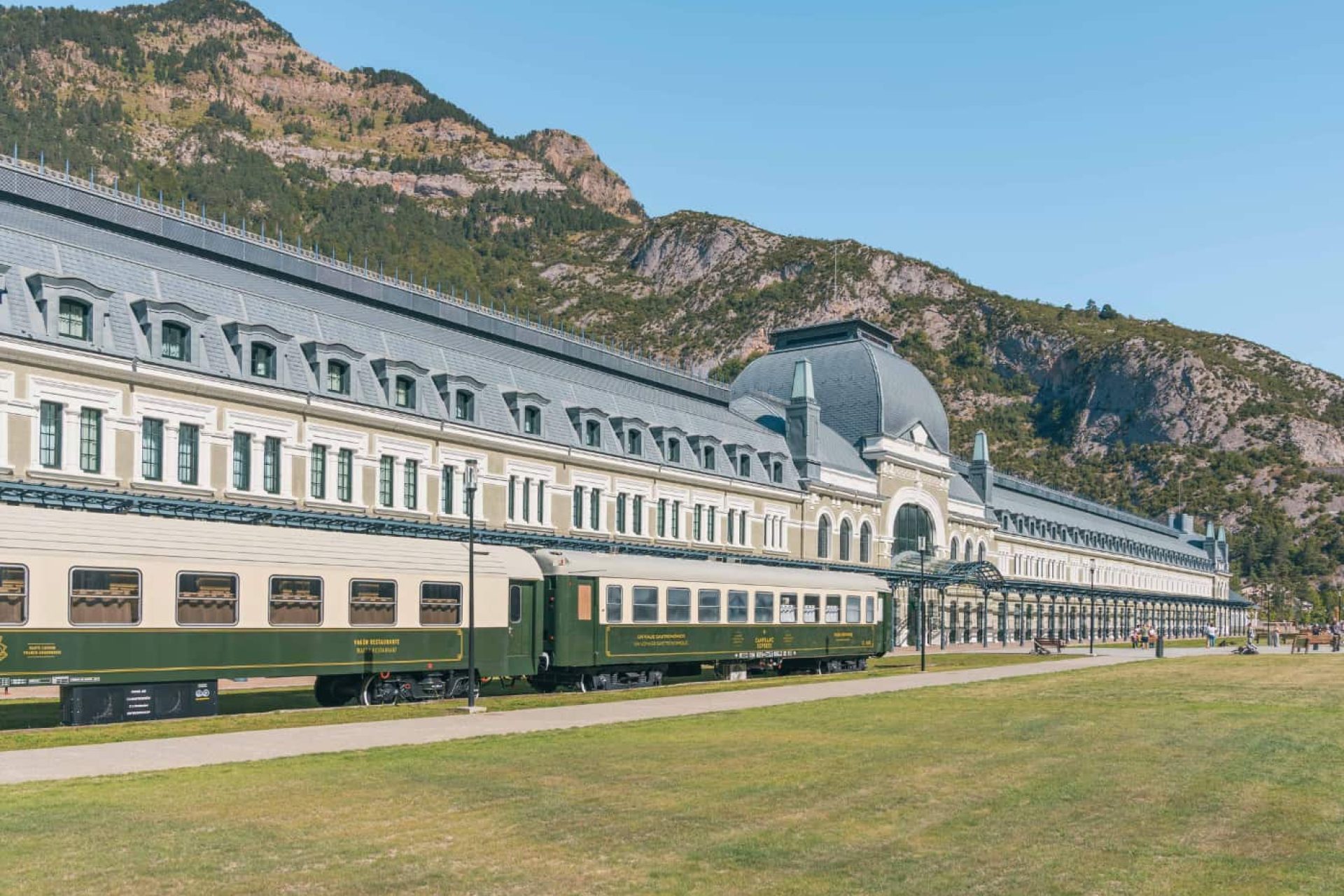 Canfranc Estación