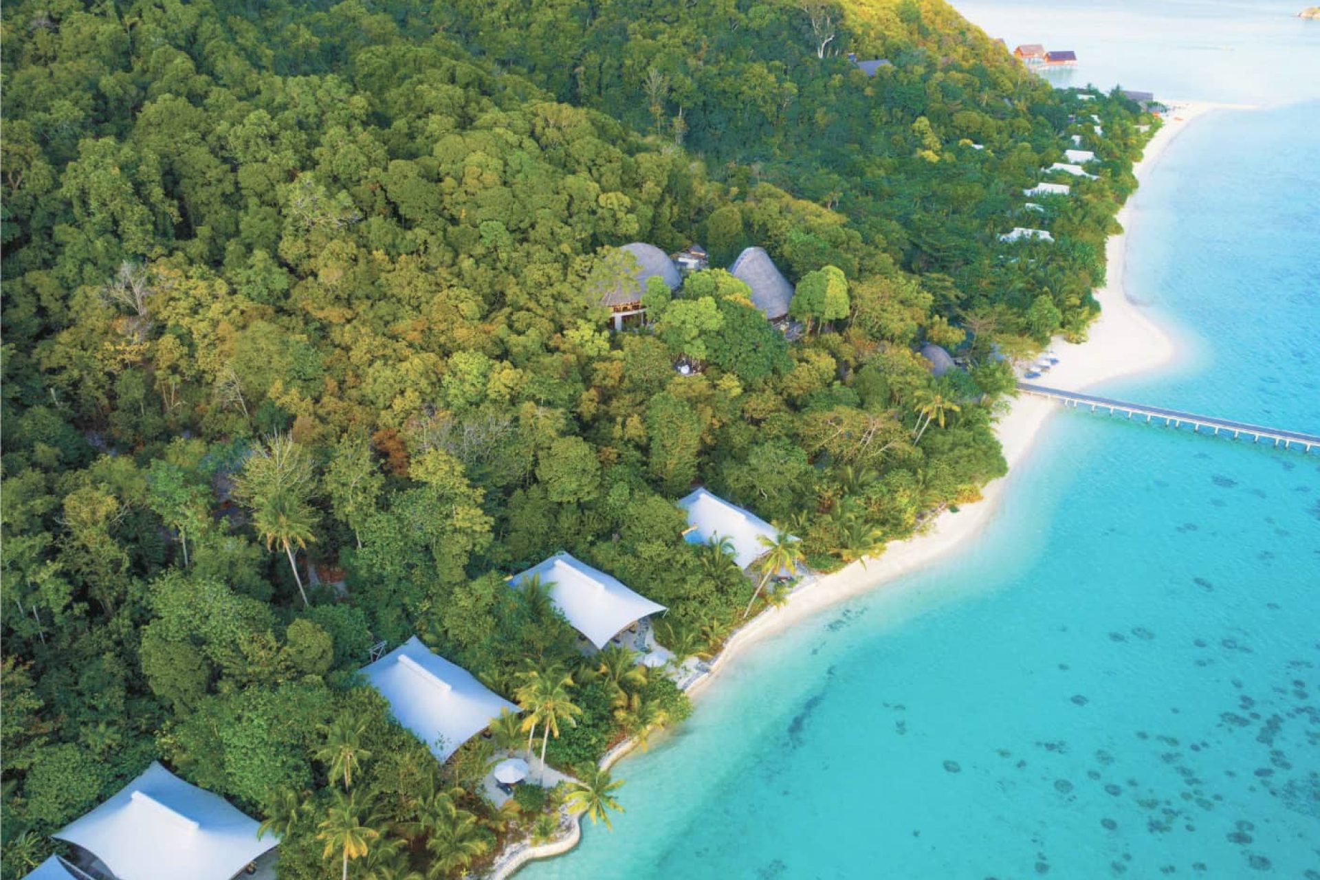 Le suite fronte mare al Bawah Reserve, resort nell’arcipelago delle Anambas