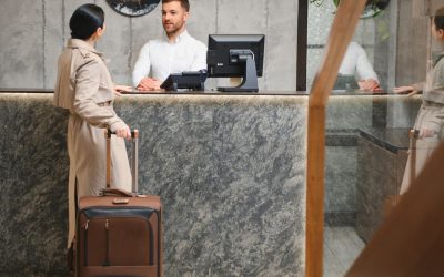 Lobby hotel. Foto di Hryshchyshen Serhii/Shutterstock
