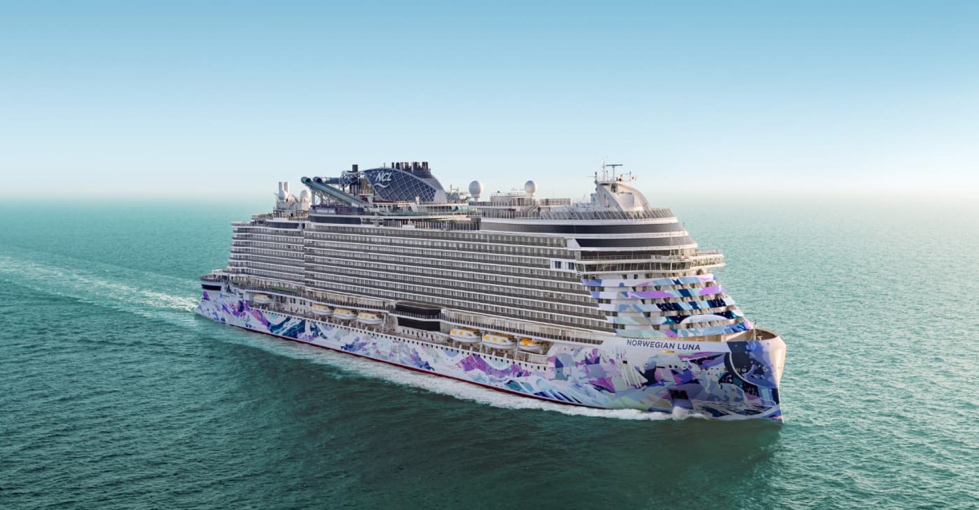 Norwegian Luna, Norwegian Cruise Linev