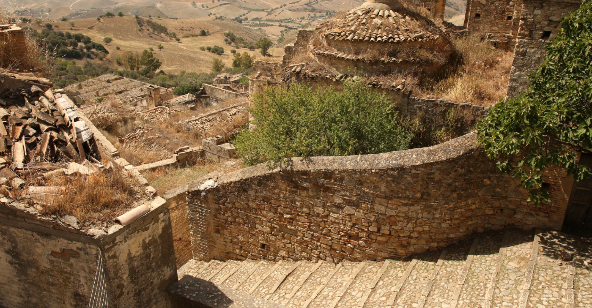 craco-borgo-fantasma