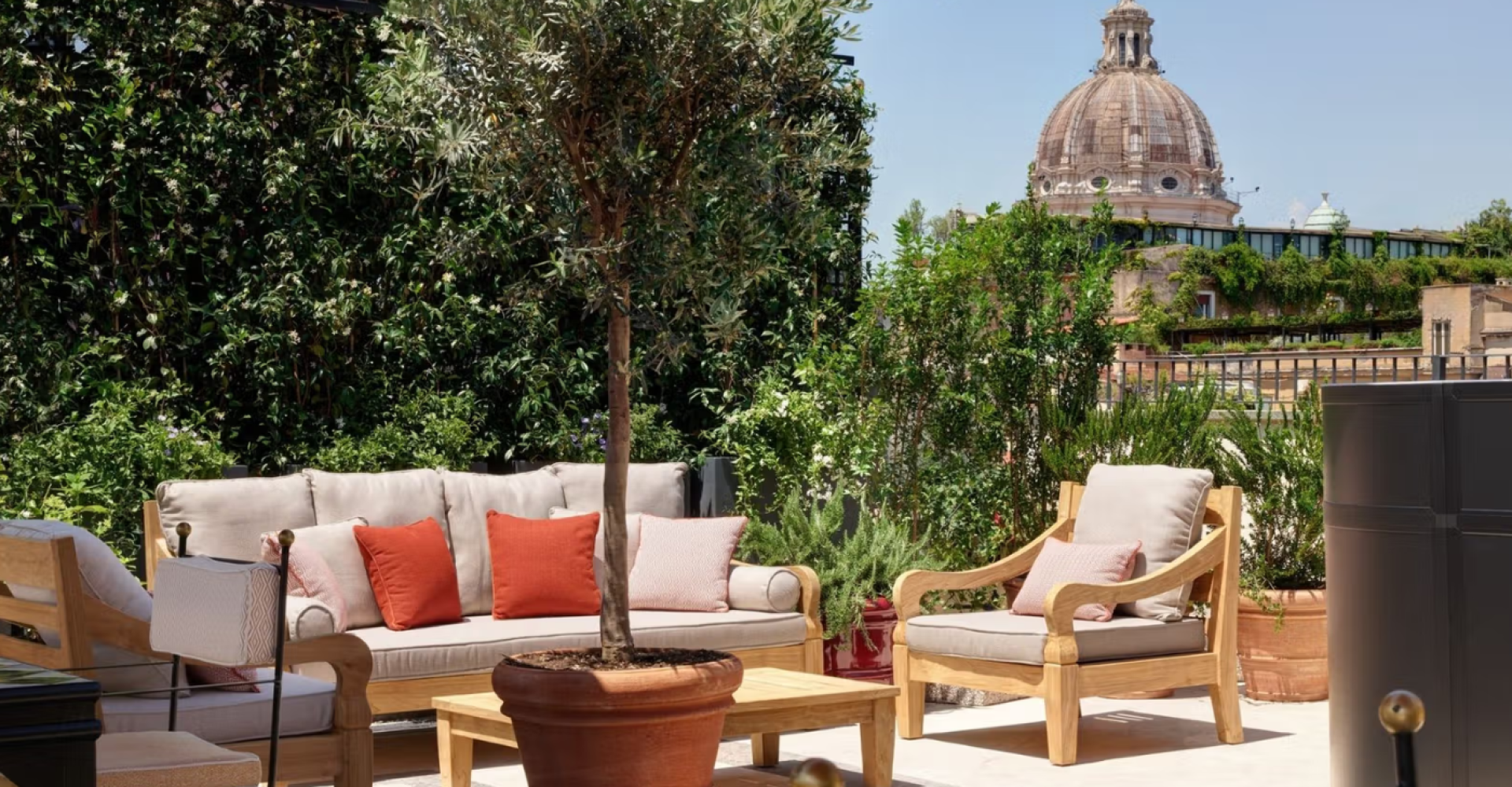 Il rooftop dell'Hotel d'Inghilterra