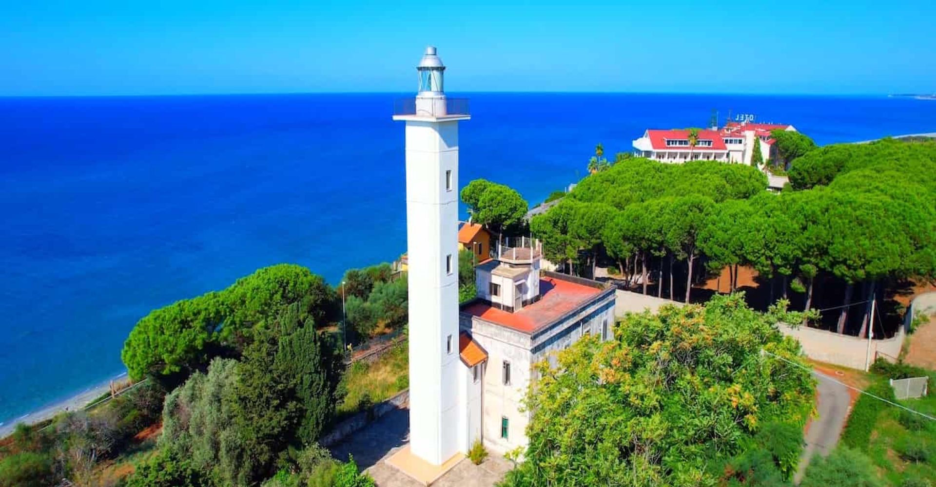 Il faro di Capo Suvero a Falerna, Calabria