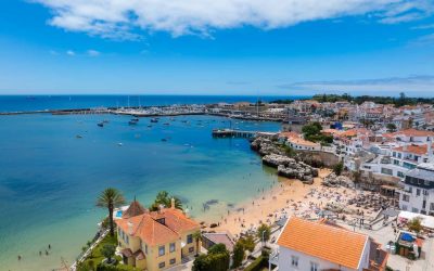 Vista aerea di Cascais, 30 chilometri a ovest di Lisbona