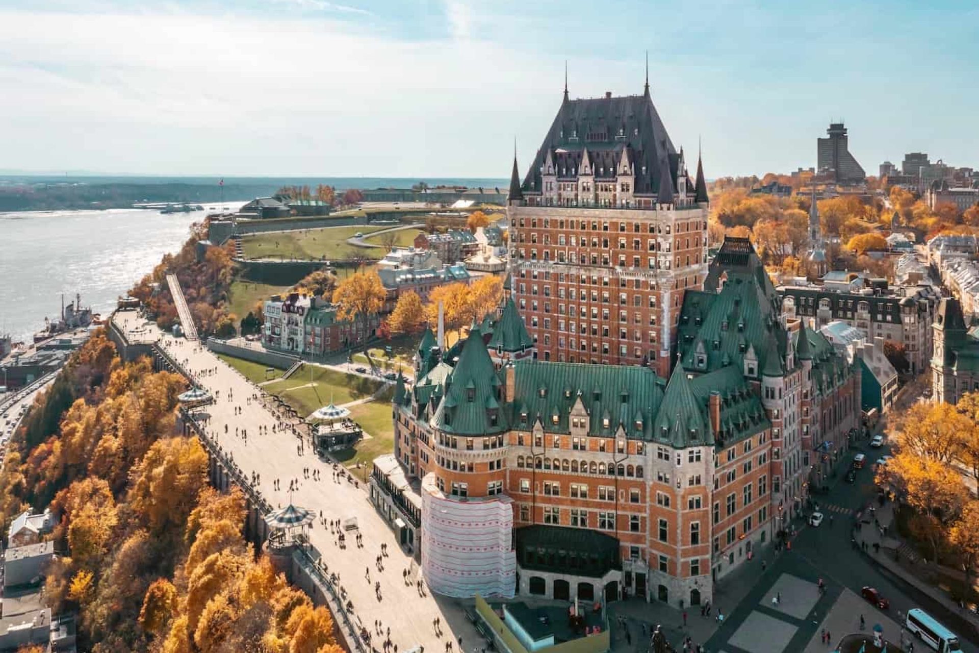 shutterstock_2545139917-2