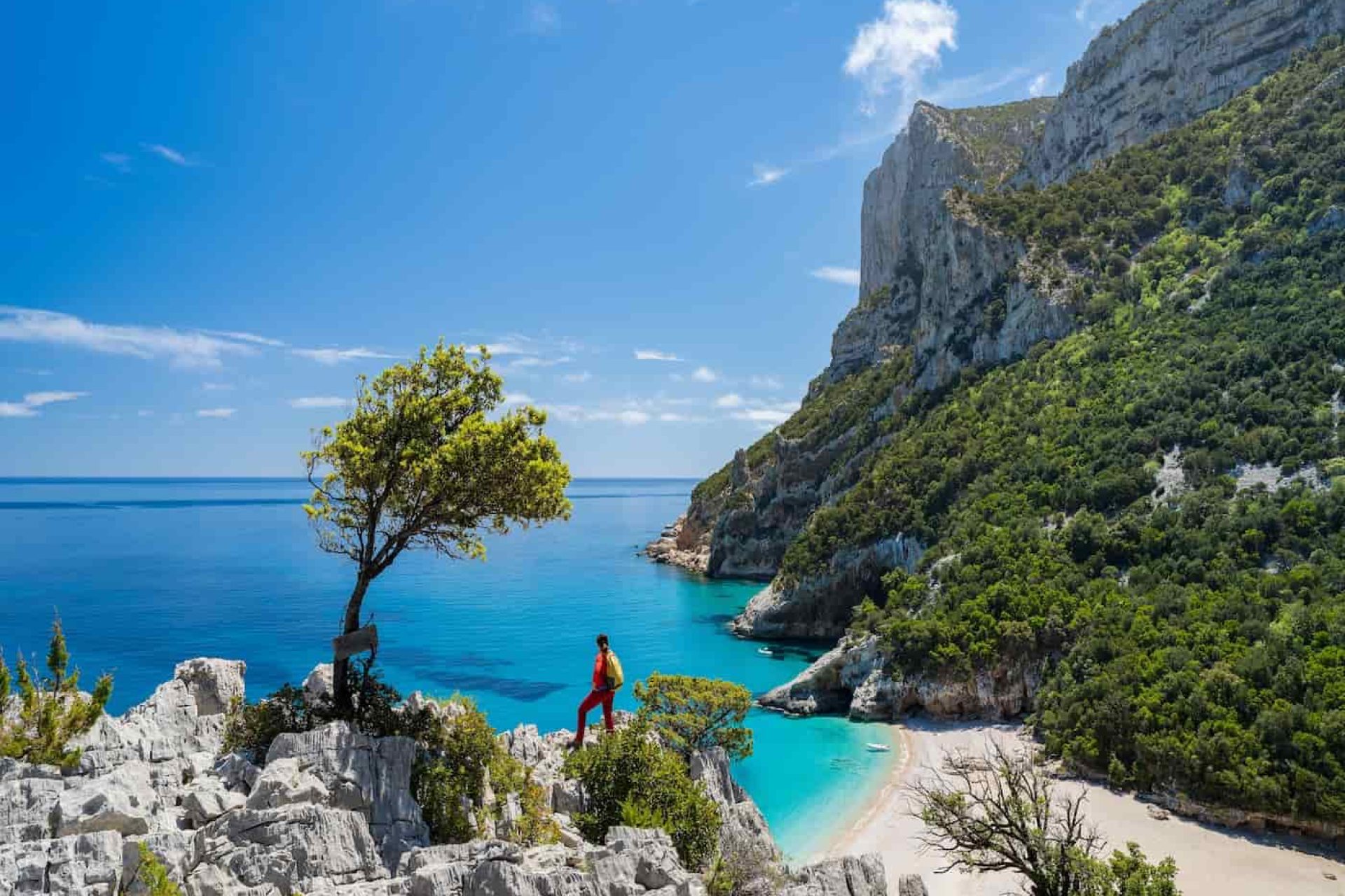 Cala Sisine, Baunei (Trekking Selvaggio Blu)