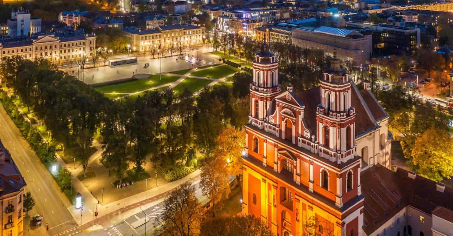 Panorama notturno di Vilnius ©Laimonas Ciūnys, Lithuania Travel